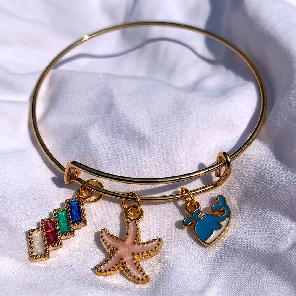 Brand New! Handmade! Adjustable Charm Bracelet
